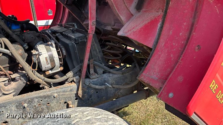 image for item EN5529 1979 Ford 900 pumper fire truck