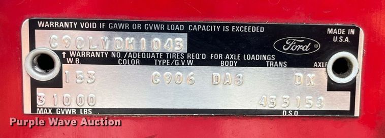 image for item EN5529 1979 Ford 900 pumper fire truck