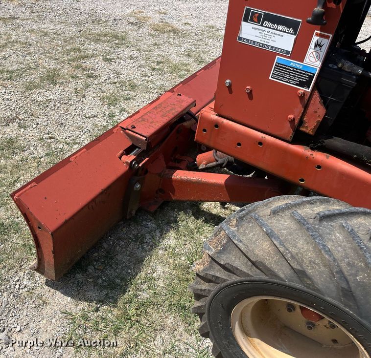 image for item EN5531 1998 Ditch Witch 3700DD trencher