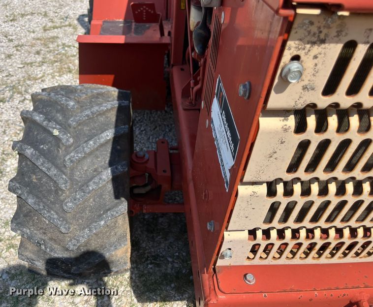 image for item EN5531 1998 Ditch Witch 3700DD trencher