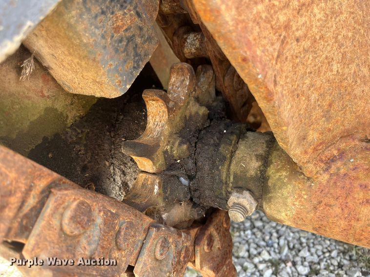 image for item EN5531 1998 Ditch Witch 3700DD trencher