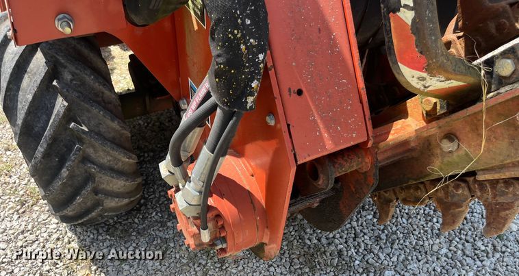 image for item EN5531 1998 Ditch Witch 3700DD trencher