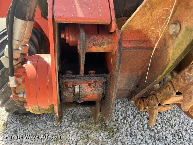 image for item EN5531 1998 Ditch Witch 3700DD trencher