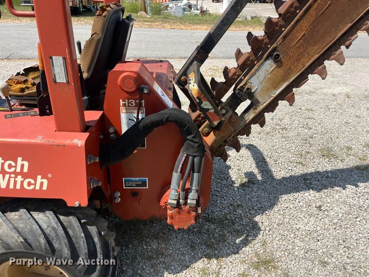 image for item EN5531 1998 Ditch Witch 3700DD trencher