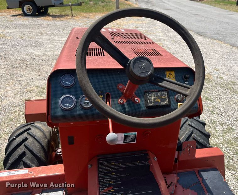 image for item EN5531 1998 Ditch Witch 3700DD trencher