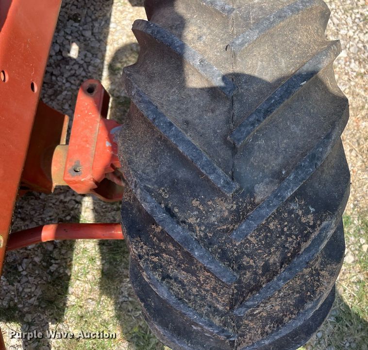 image for item EN5531 1998 Ditch Witch 3700DD trencher