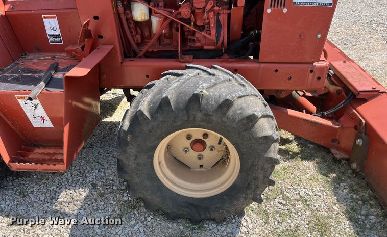 image for item EN5531 1998 Ditch Witch 3700DD trencher