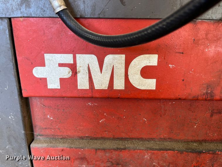 image for item EN5533 FMC 7600 tire machine