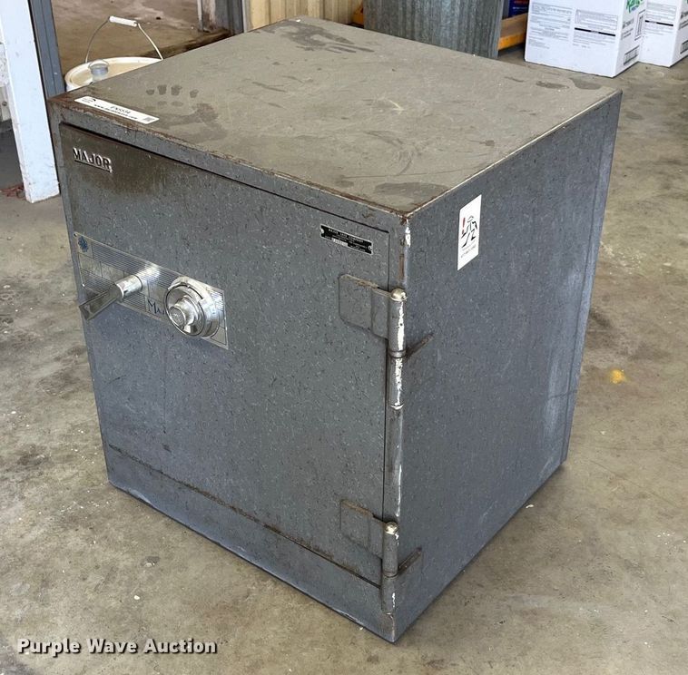 image for item EN5534 Major Safe Company  safe