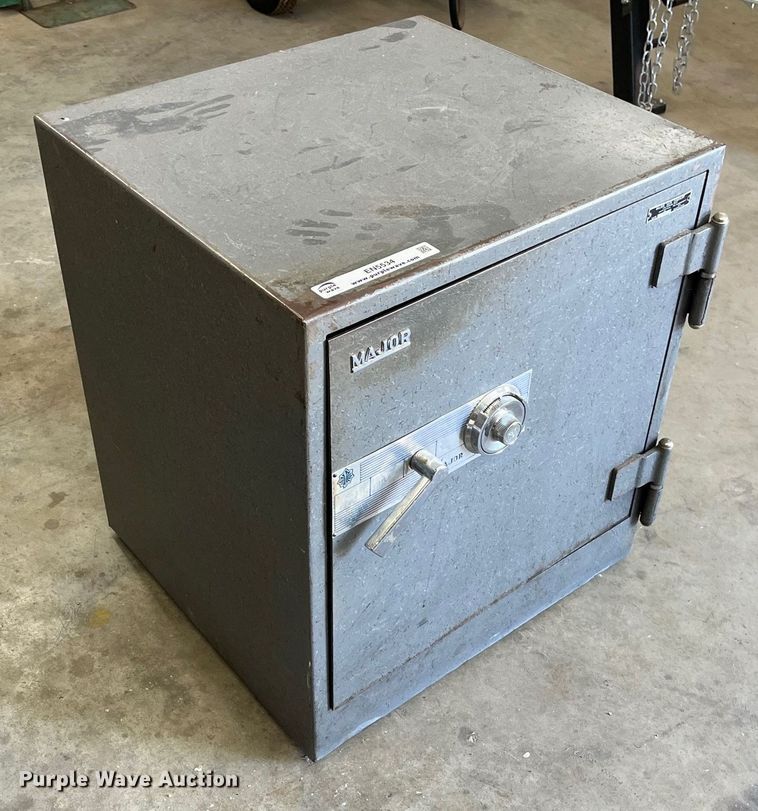 image for item EN5534 Major Safe Company  safe