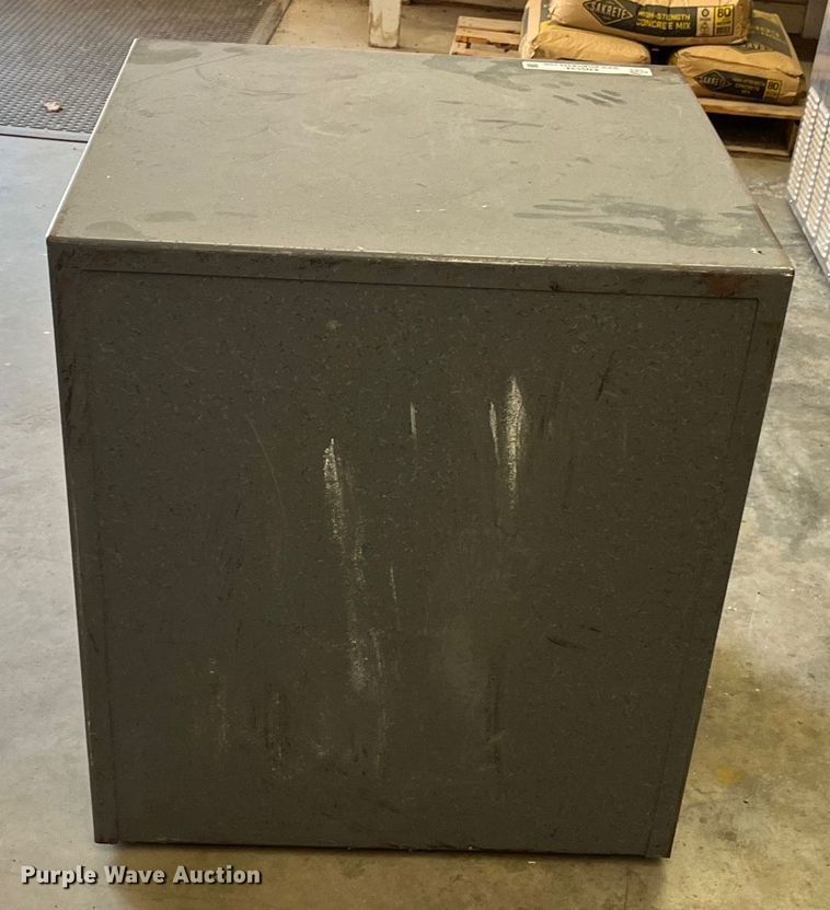 image for item EN5534 Major Safe Company  safe