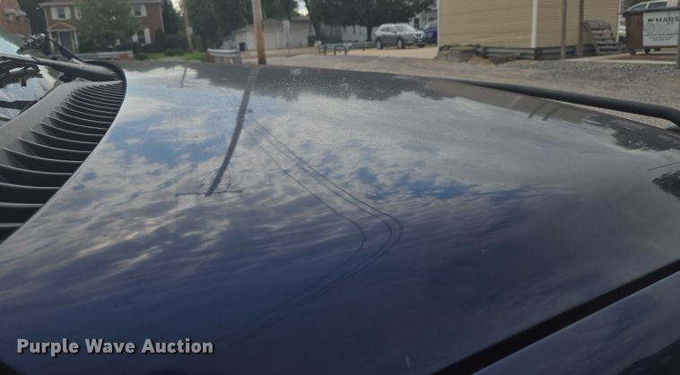 image for item EO1529 2000 Chevrolet Suburban 2500 LS  SUV