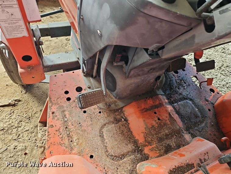 image for item EO4641 Kubota L2900 tractor