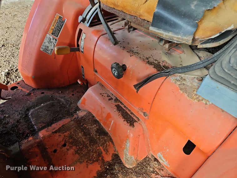 image for item EO4641 Kubota L2900 tractor