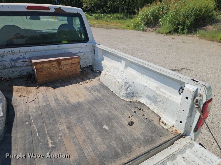 image for item EO4642 2001 Ford Ranger pickup truck