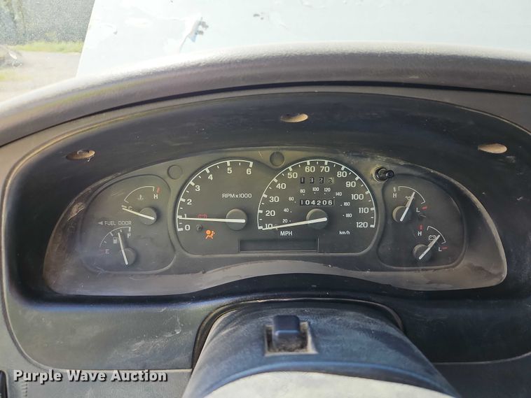 image for item EO4642 2001 Ford Ranger pickup truck