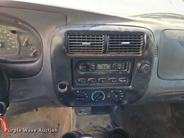 image for item EO4642 2001 Ford Ranger pickup truck