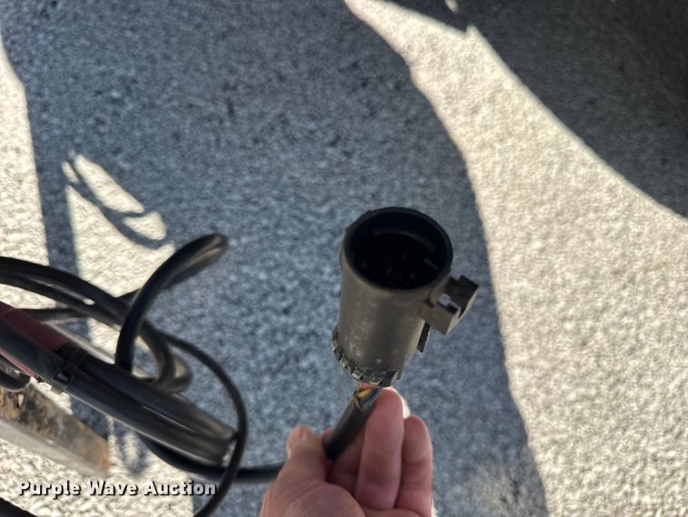 image for item ER0013 2003 International 7400 dump truck