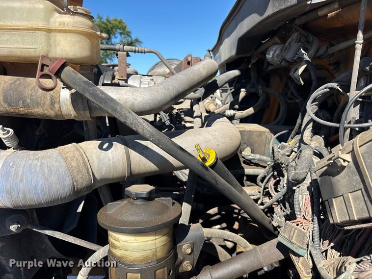 image for item ER0013 2003 International 7400 dump truck