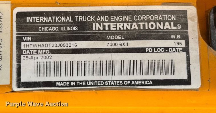 image for item ER0013 2003 International 7400 dump truck