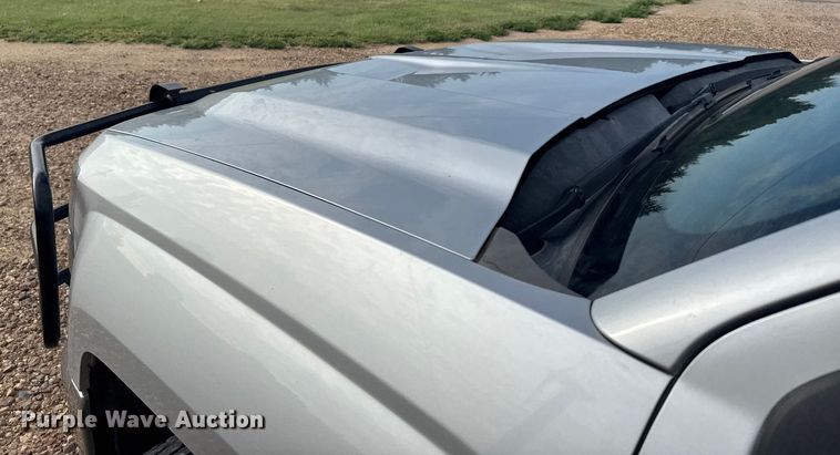 image for item ER2276 2016 Chevrolet Silverado 1500 pickup truck