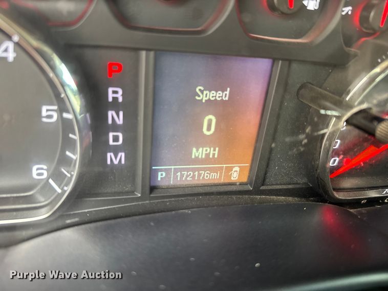 image for item ER2276 2016 Chevrolet Silverado 1500 pickup truck