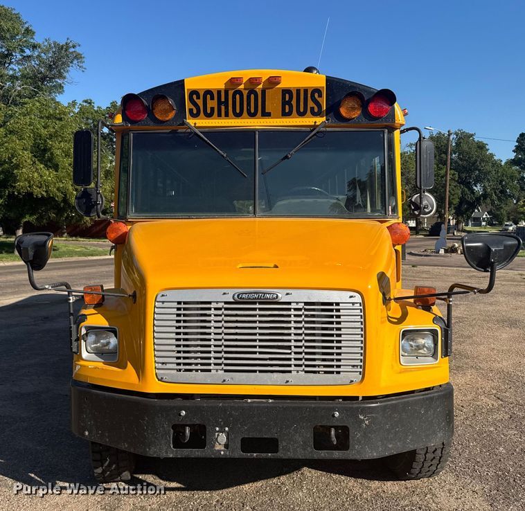 image for item ER2280 2003 Thomas Built school bus