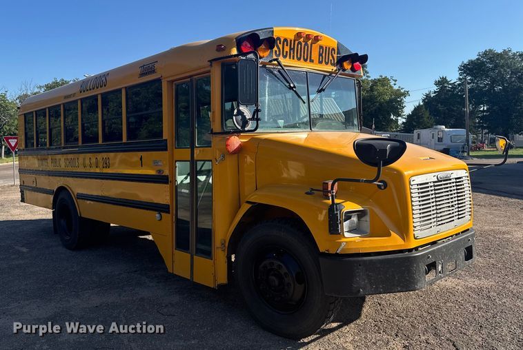 image for item ER2280 2003 Thomas Built school bus
