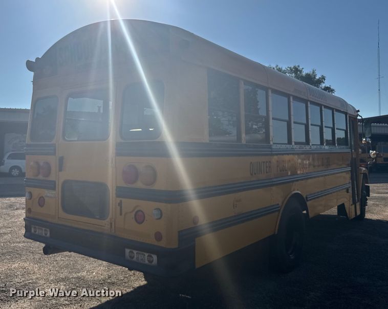 image for item ER2280 2003 Thomas Built school bus