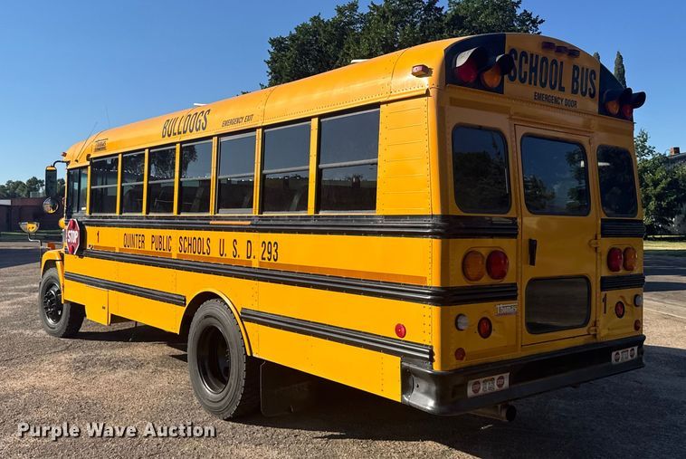 image for item ER2280 2003 Thomas Built school bus