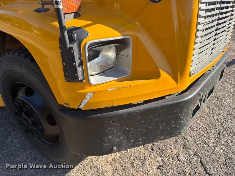 image for item ER2280 2003 Thomas Built school bus