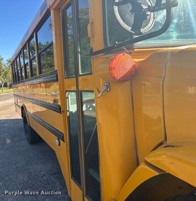 image for item ER2280 2003 Thomas Built school bus