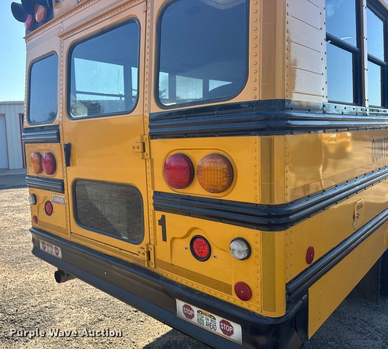 image for item ER2280 2003 Thomas Built school bus