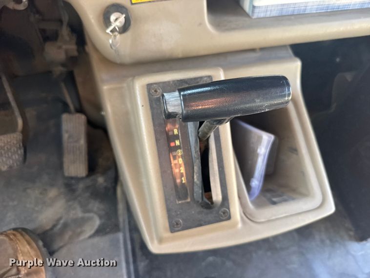 image for item ER2280 2003 Thomas Built school bus