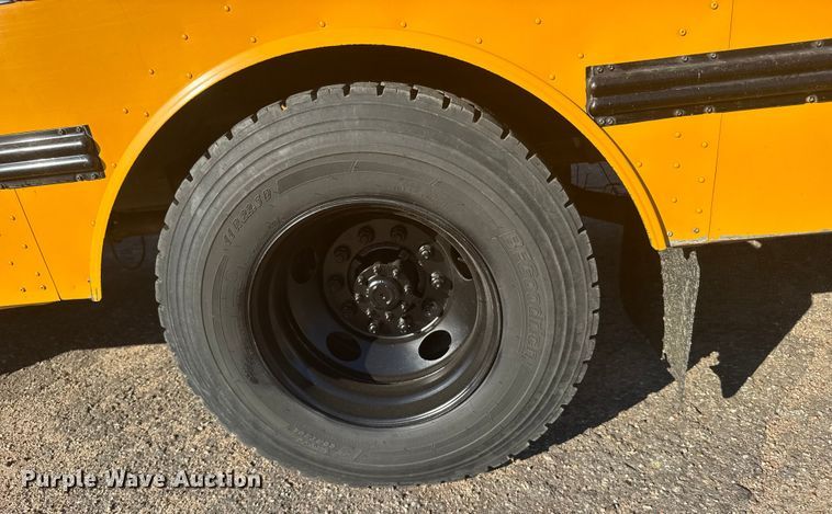 image for item ER2280 2003 Thomas Built school bus