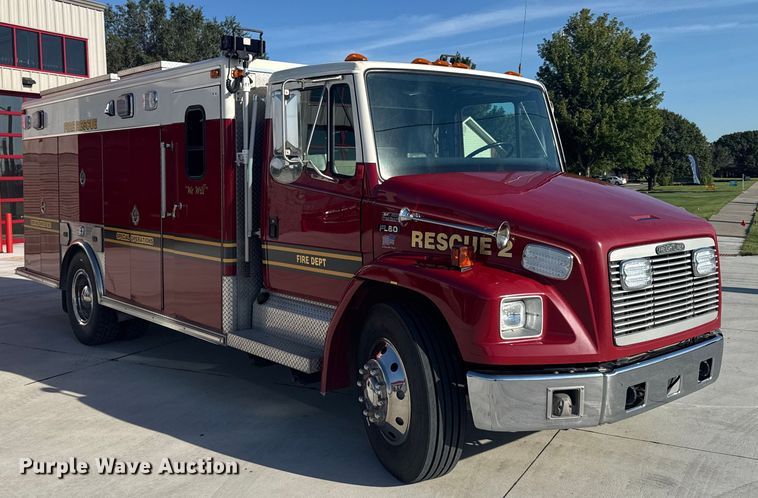 image for item ER2305 1995 Freightliner FL60 rescue vehicle