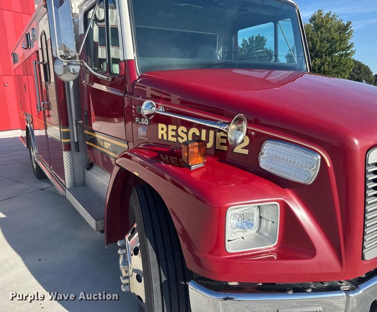 image for item ER2305 1995 Freightliner FL60 rescue vehicle