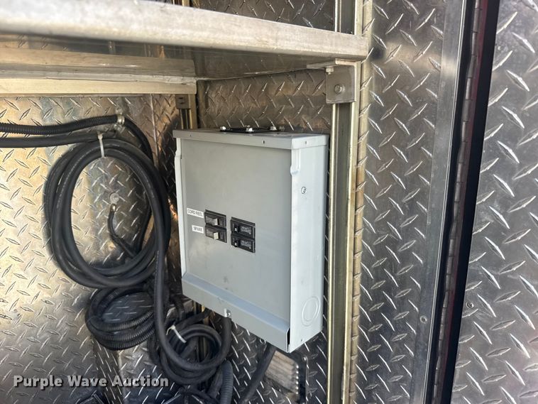 image for item ER2305 1995 Freightliner FL60 rescue vehicle