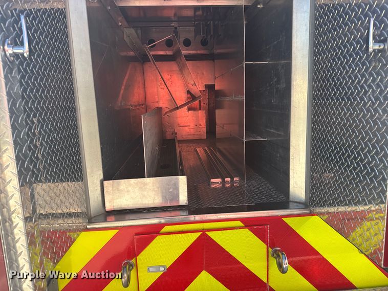 image for item ER2305 1995 Freightliner FL60 rescue vehicle