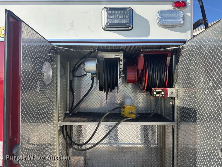 image for item ER2305 1995 Freightliner FL60 rescue vehicle