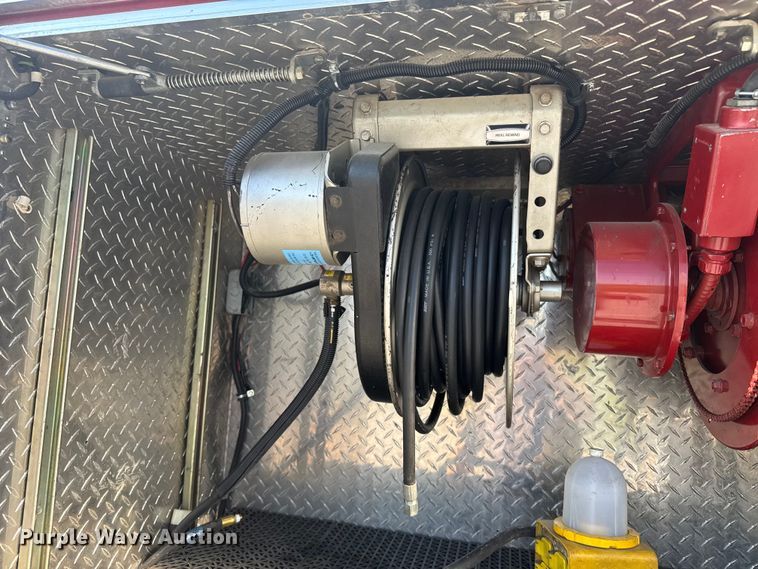 image for item ER2305 1995 Freightliner FL60 rescue vehicle