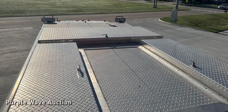 image for item ER2305 1995 Freightliner FL60 rescue vehicle