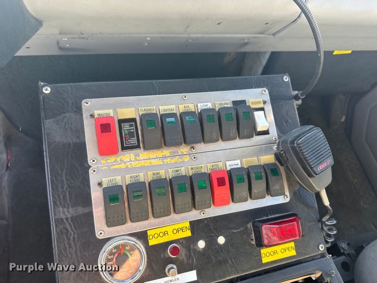 image for item ER2305 1995 Freightliner FL60 rescue vehicle