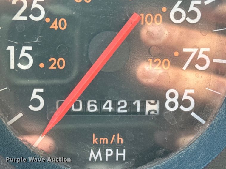 image for item ER2305 1995 Freightliner FL60 rescue vehicle