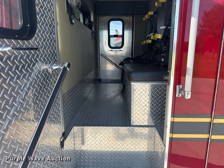 image for item ER2305 1995 Freightliner FL60 rescue vehicle