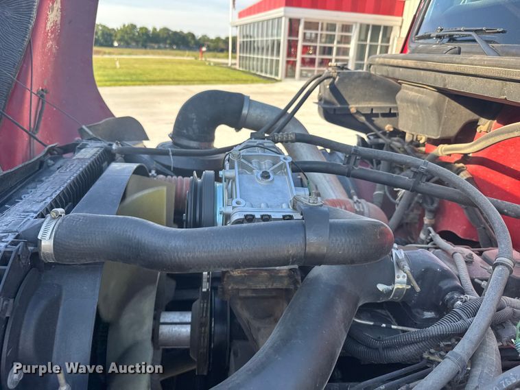 image for item ER2305 1995 Freightliner FL60 rescue vehicle