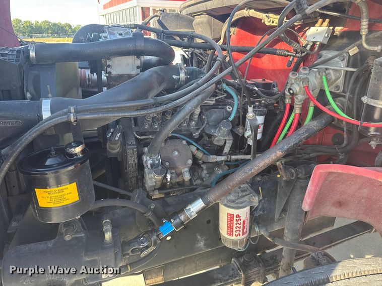 image for item ER2305 1995 Freightliner FL60 rescue vehicle