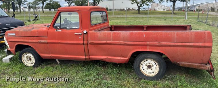 image for item ER2308 1966 Ford F100 pickup truck