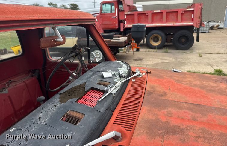 image for item ER2308 1966 Ford F100 pickup truck