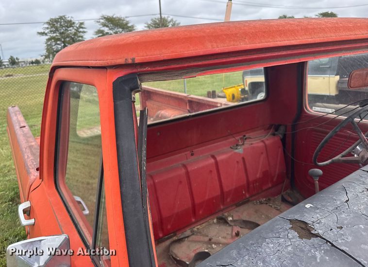 image for item ER2308 1966 Ford F100 pickup truck